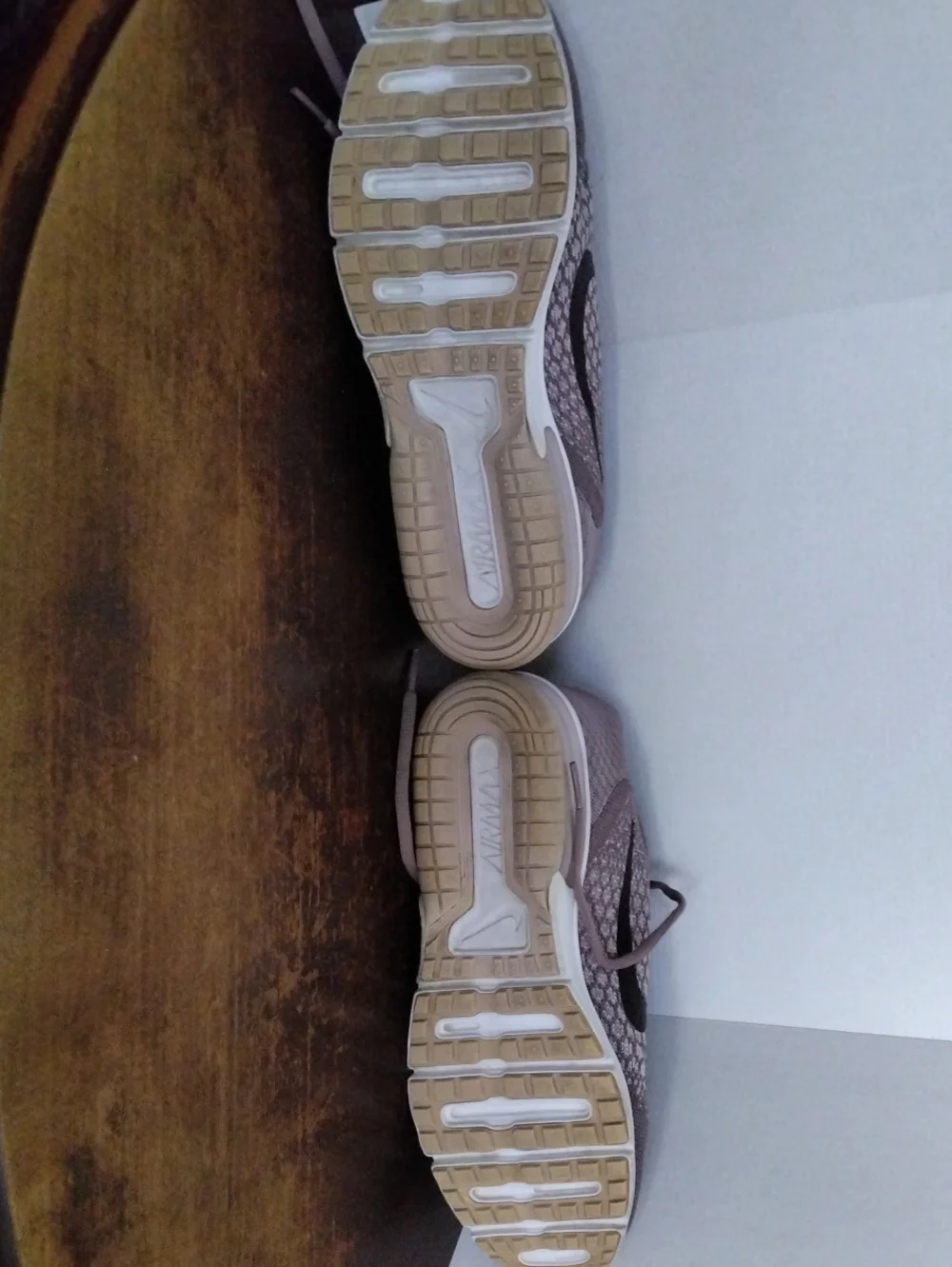 Nike Women's Air Max Sequent 2 Sneakers, Size 8 1/2 US